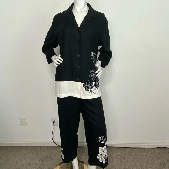 Jordan Black/White Floral Linen Blend Two Piece Set Size L - Picture 1 of 8